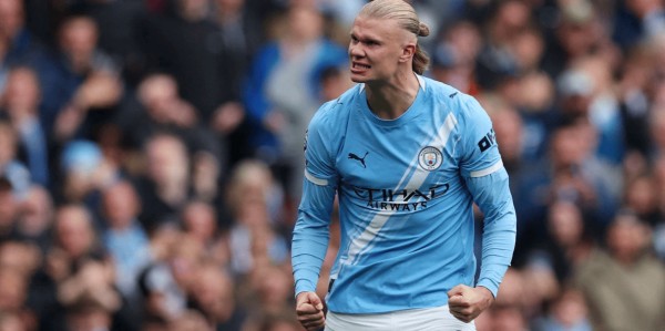 2-0！英超12.1亿豪门3连胜 神锋5分钟双响+连续11场破门狂轰21球