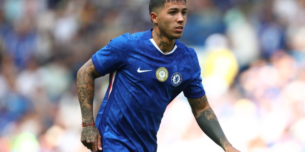 巴黎想1.5亿签恩佐？罗马诺辟谣：恩佐是非卖品 切尔西绝不会出售