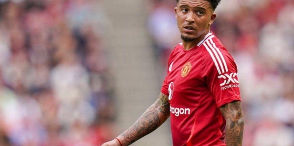 婉拒罗马土超邀约，只想再混一年高薪：曼联拿史上最坑转会没辙