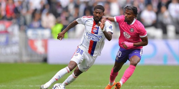 法甲大冷门！里昂被排名第11的图卢兹逆转，96分钟绝杀惨遭败绩